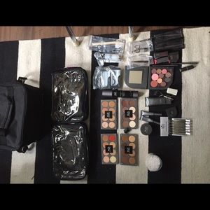 MUD Makeup designory KIT